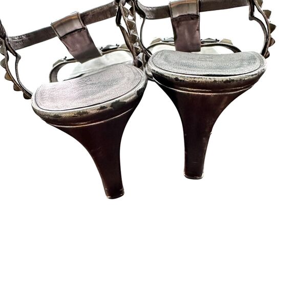 Prada 38 Patent Leather T-Strap Silver Studded crystals Accents Block Sandals - Picture 13 of 15